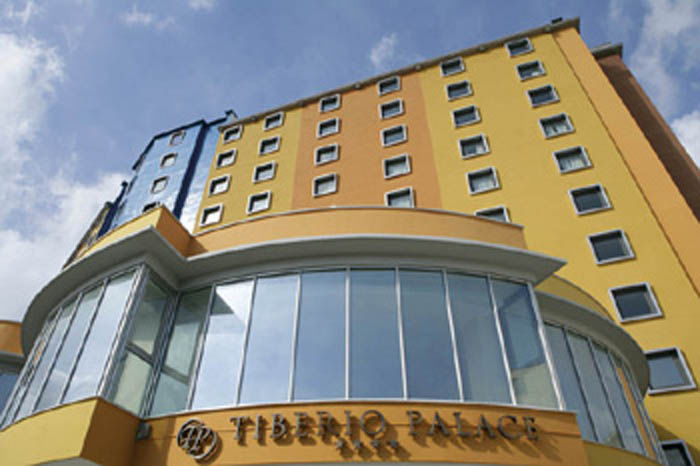 Tiberio Palace Hotel نابولي المظهر الخارجي الصورة